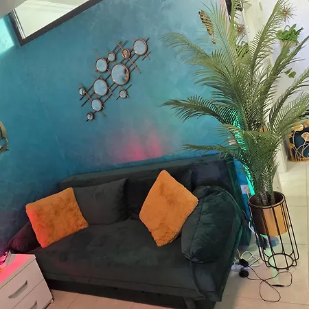 Turquoisestudiouconstanta Apartment